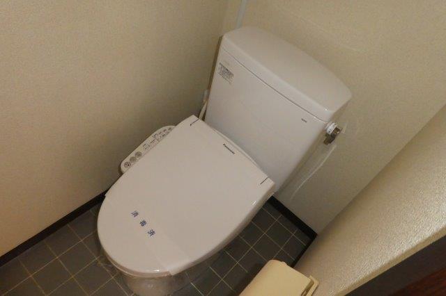トイレ　ウォシュレット