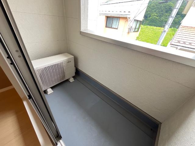 バルコニー　ベランダ