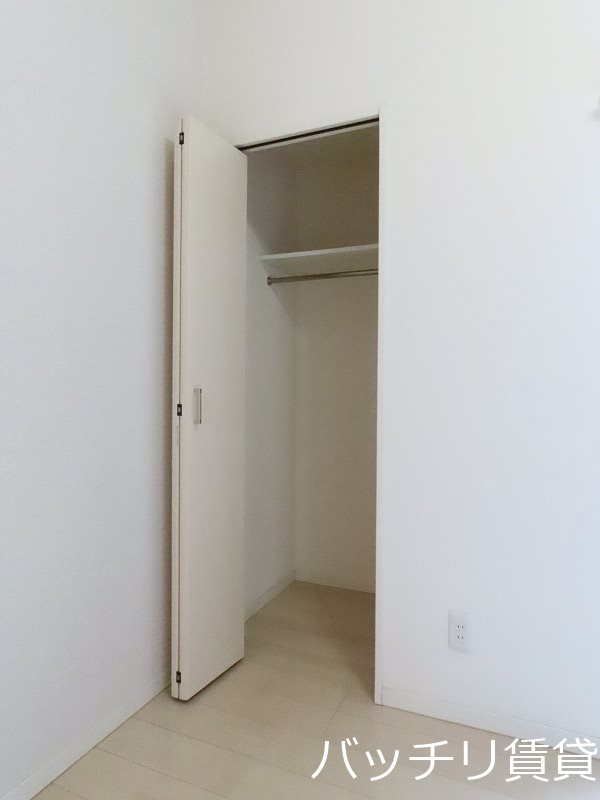 収納　同型タイプの為、現状を優先致します。