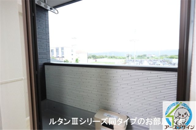 バルコニー　※類似部屋