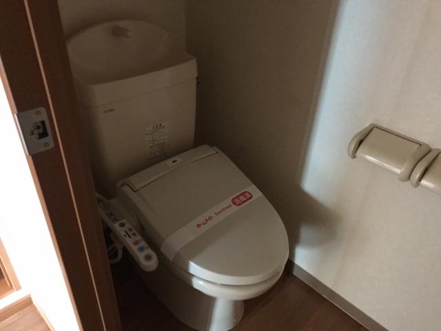 トイレ　シャワー付トイレ