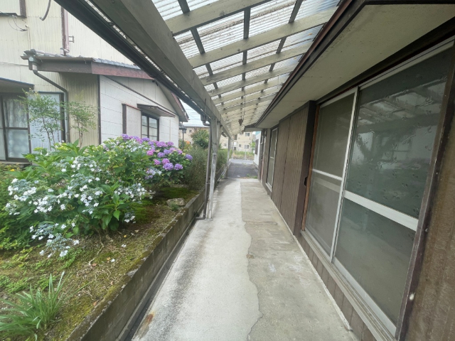 泉神栄町貸家の外観写真