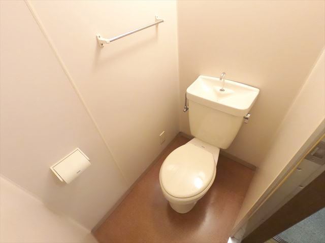 トイレ　綺麗な水まわり