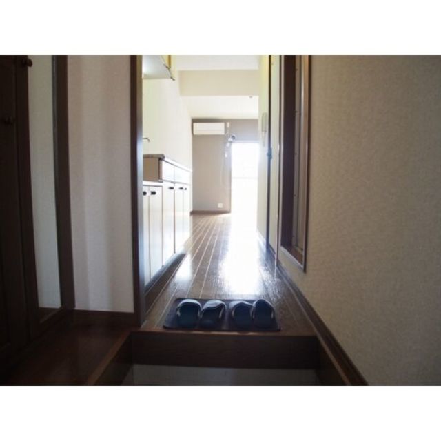 玄関　【玄関】参考写真・現況優先