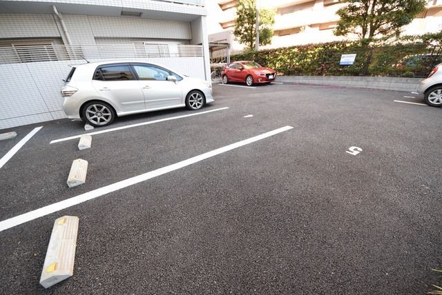 駐車場　★駐車場★