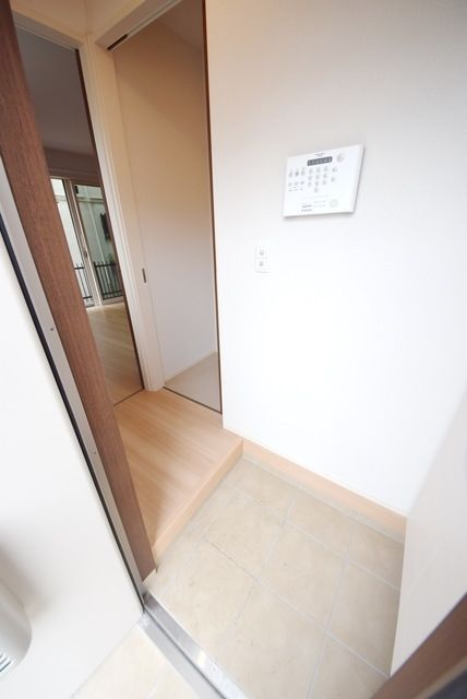 玄関　★★玄関より撮影★★