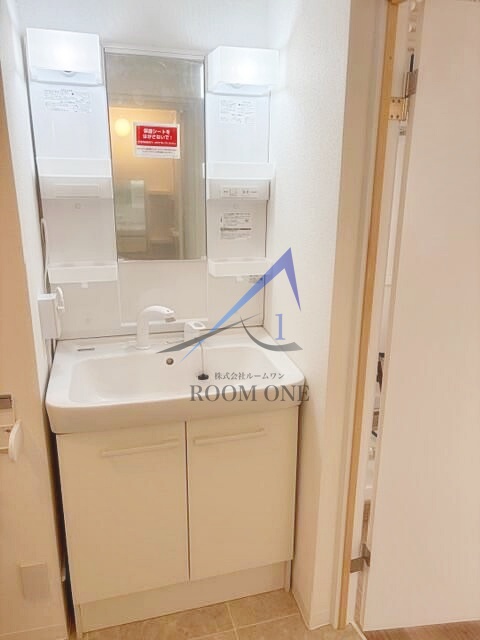 洗面設備　洗面台です。