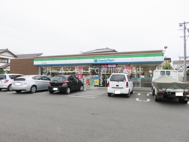 コンビニ　ファミリーマート豊橋小鷹野店（コンビニ）まで627m