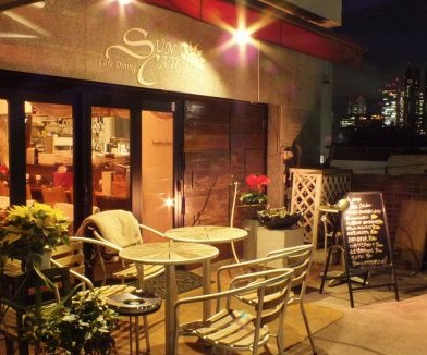 飲食店　サンチャッチャーカフェダイニング（飲食店）まで482m