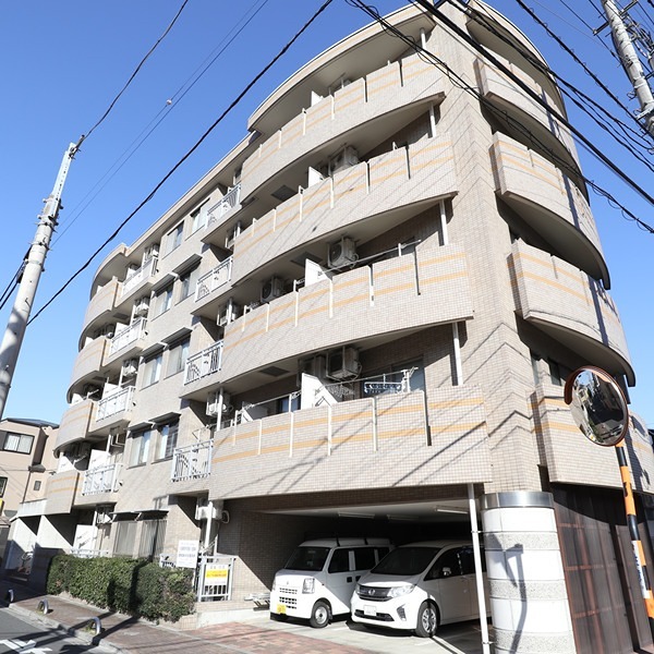 建物外観　人気のオートロック付きマンション♪