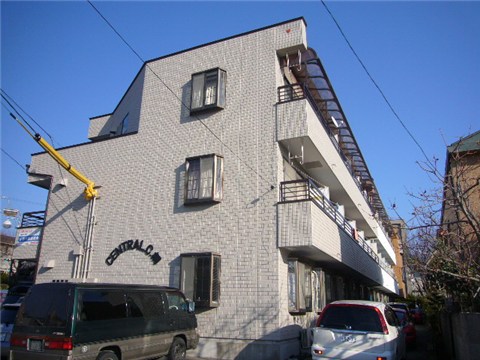 建物外観　お部屋は南向きです。