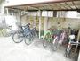 エントランス　バイクも置けます♪
