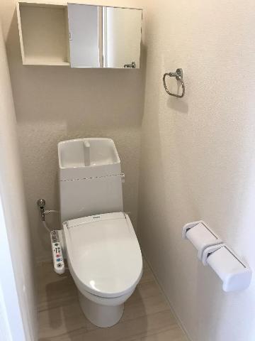 トイレ　シャワー付トイレ