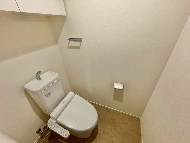 トイレ　ゆったりとした空間のトイレです