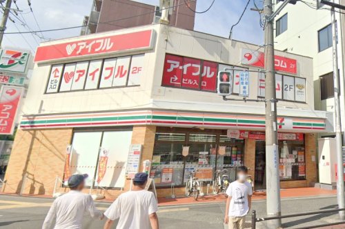 コンビニ　セブンイレブン 大阪東三国駅北口店（コンビニ）まで130m