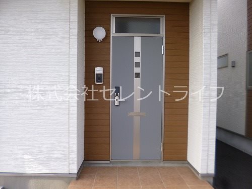 玄関　玄関前