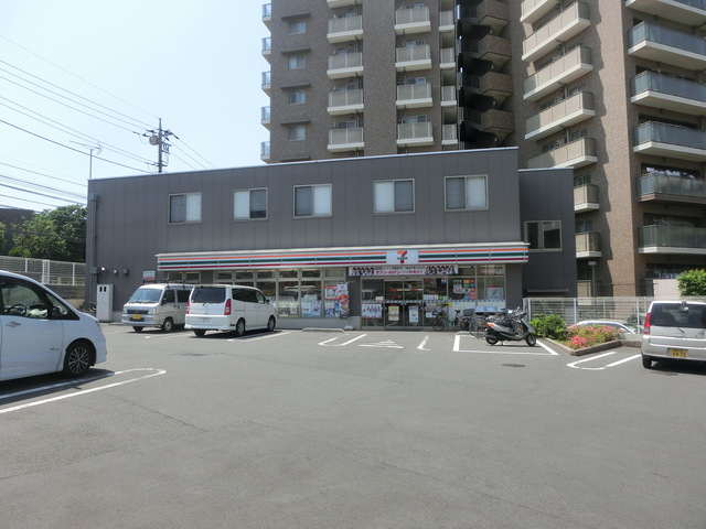 コンビニ　セブンイレブン板橋成増3丁目店（コンビニ）まで531m