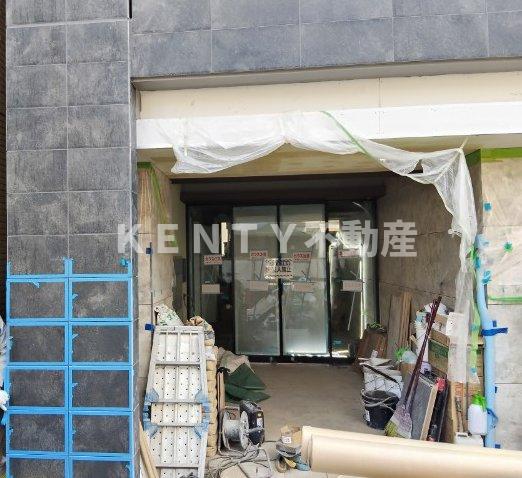 エントランス　建物の内部です