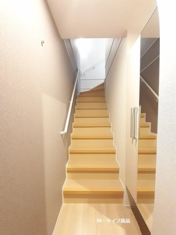 玄関　シンプルで使いやすい玄関です