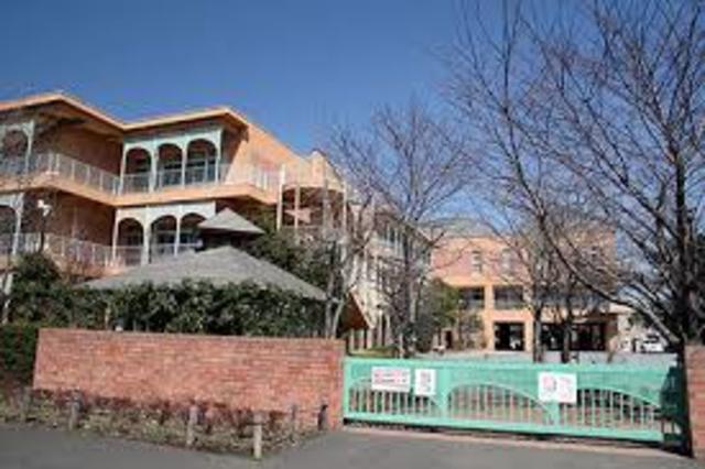 小学校　相模原市立富士見小学校（小学校）まで413m