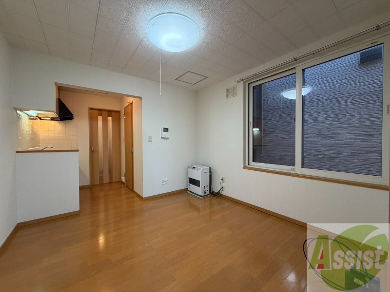 居室・リビング　広くてキレイなお部屋が広がっていて、充実した生活が送れそう。