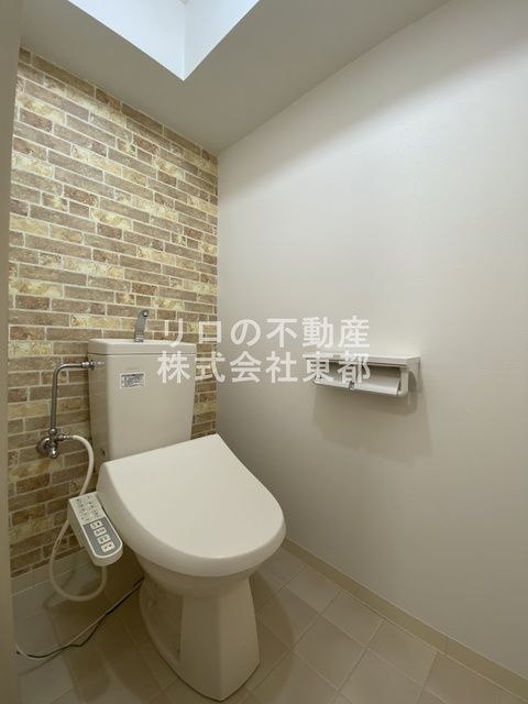トイレ　洗浄便座付です！