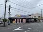 レンタルビデオ　ゲオ川口前川店（レンタルビデオ）まで695m