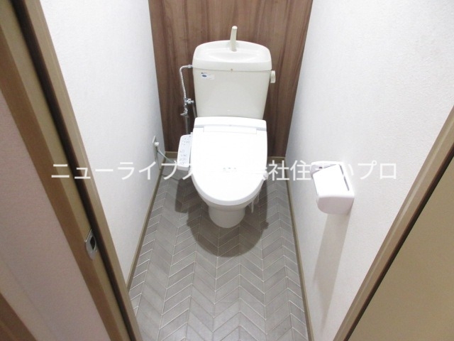 京阪本線 古川橋駅 徒歩14分 3階建 築29年のトイレ写真