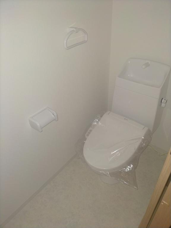 トイレ　※参考　他のお部屋の写真