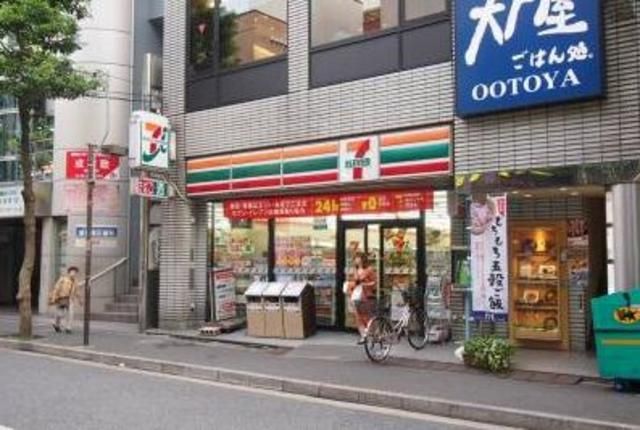 コンビニ　セブンイレブン西葛西3丁目店（コンビニ）まで186m