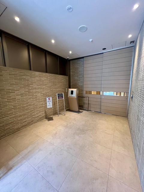 ウェリスタワー京町堀の外観写真