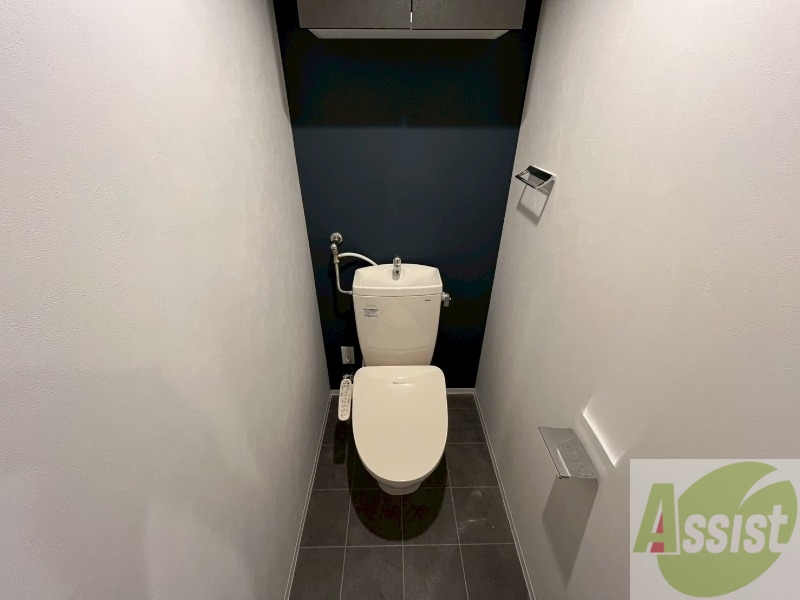 トイレ　こちらはトイレです。清潔感があり、安心して使用できます。