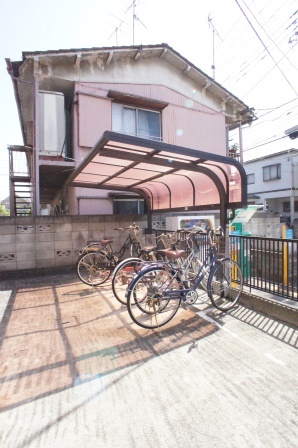 シャルマン向ヶ丘B棟の外観写真