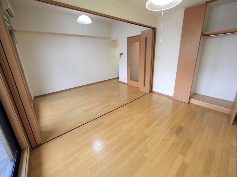 その他部屋・スペース　洋室6帖　クローゼット付（収納充実してます）