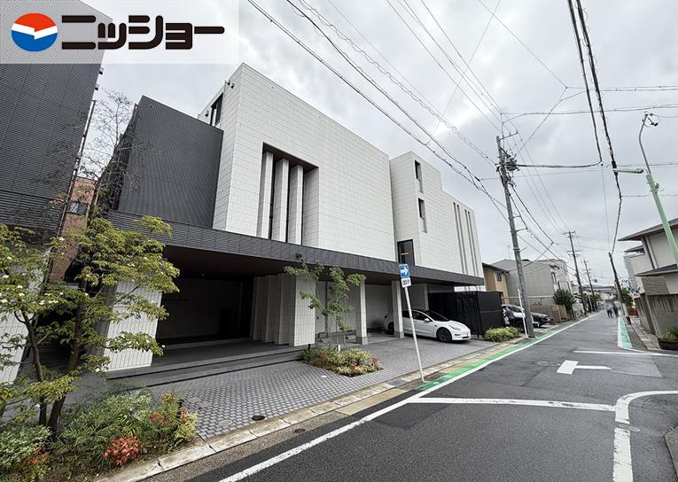 セレニティー本山の外観写真