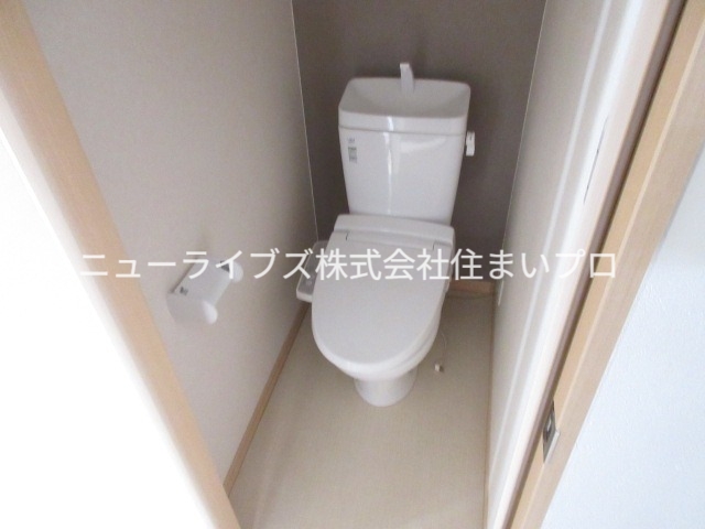 京阪本線 古川橋駅 徒歩5分 3階建 築10年のトイレ写真