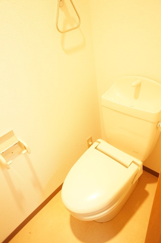 MONTBLANC大島のトイレ写真