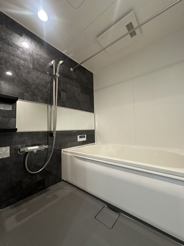 D-ROOMプラーナの風呂写真