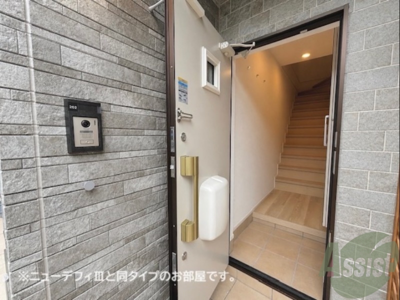 玄関　建設中のため、写真はイメージになります。