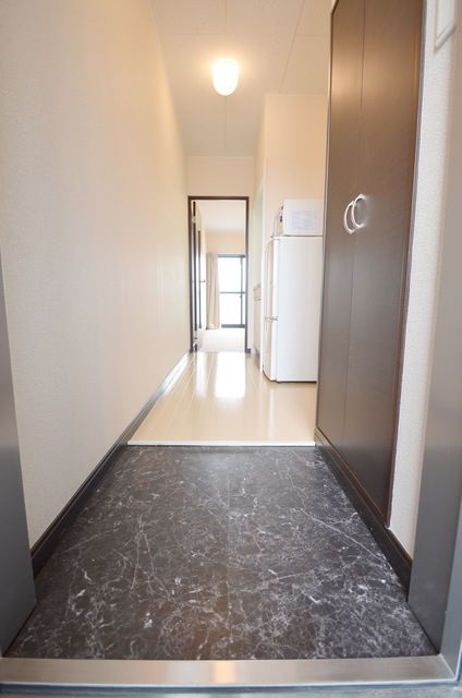 東武東上線 和光市駅 徒歩18分 3階建 築16年の玄関写真