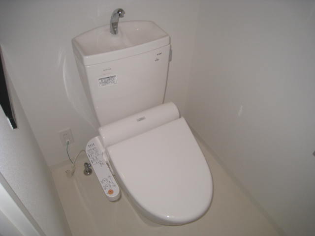 トイレ　写真は別のお部屋です。現況を優先させていただきます。