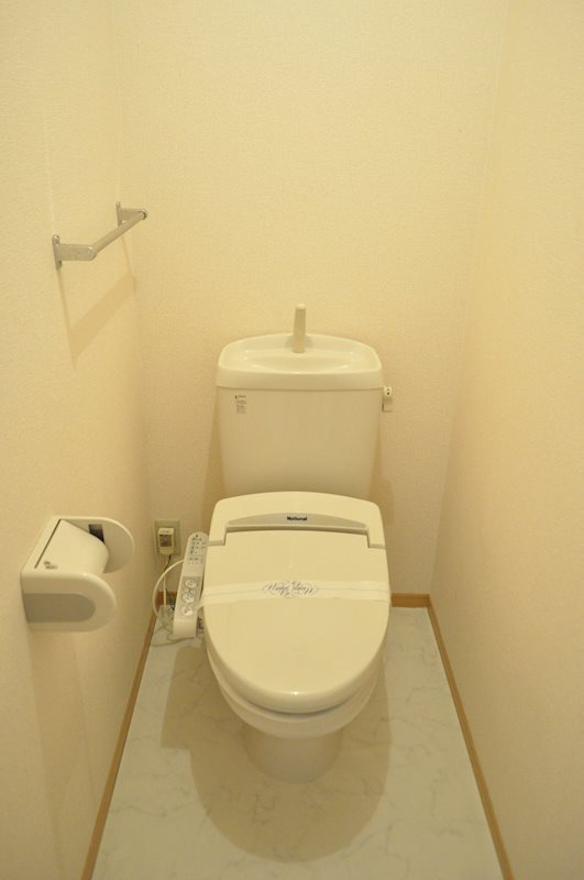 ＪＲ片町線 ＪＲ三山木駅 徒歩5分 2階建 築20年のトイレ写真