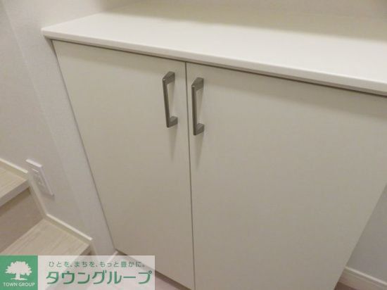 玄関　★お問い合わせはタウンハウジングまで★