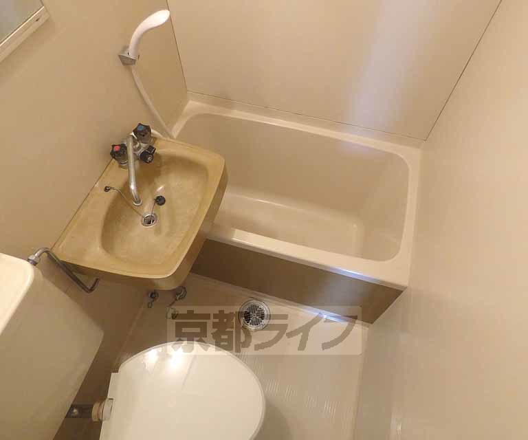 バス・シャワールーム　バスです。