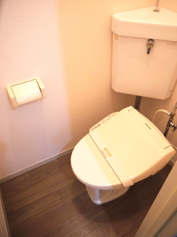 【クレール高松山のトイレ】