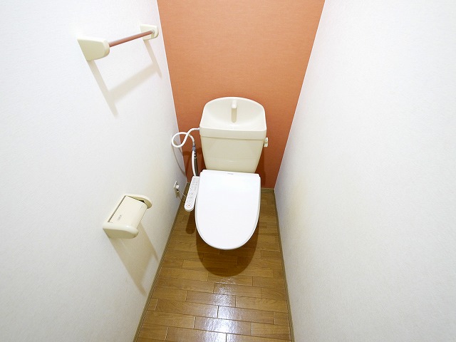 【グランデージAのトイレ】