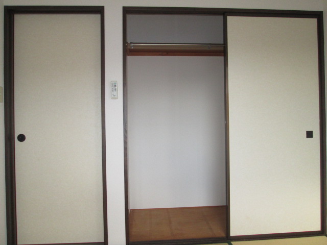 収納　和室クローゼット