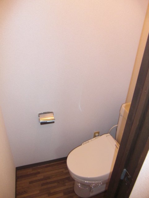 トイレ　洗浄便座付