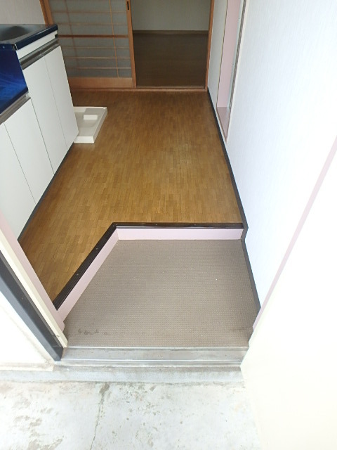 玄関　図面と現状に相違がある場合には現状を優先