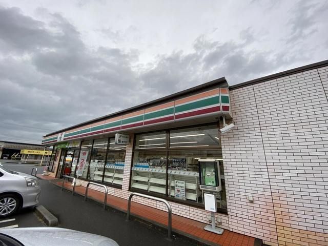 コンビニ　セブンイレブン原町本陣前店（コンビニ）まで450m